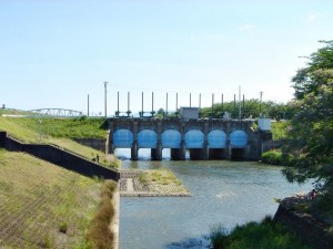 犀川水門